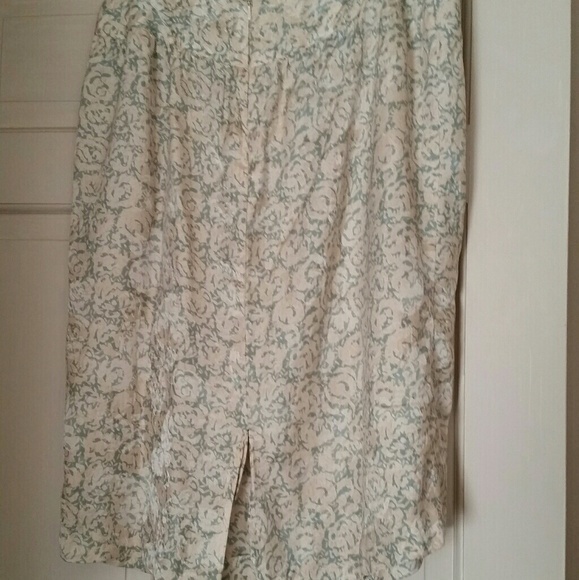 SK Company Cream and mint Green Silk Skirt 12p - Picture 2 of 3